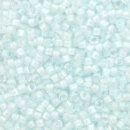 Perline Miyuki Delica 11/0 Lined luster crystal aqua mist DB-78