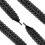 Lacci delle scarpe trendy in pizzo con cuore nero