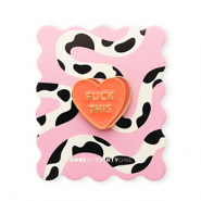 BY31® Pin "Fuck this" su un cartoncino rosa chiaronero-bianco-corallo-oro