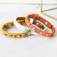 Set di ispirazione Crea orecchini e braccialetti con le perline zodiacali!