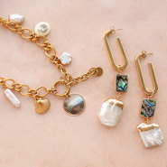 Set di ispirazione Mixa & abbina ciondoli e distanziatori in perle d'acqua dolce