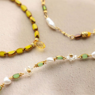 Set di ispirazione Crea bracciali e orecchini scintillanti con perline di vetro ovali