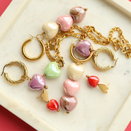 Set di ispirazione Crea gioielli amorosi con perline di ceramica a forma di cuore