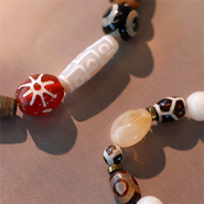 Set di ispirazione Crea splendide collane e bracciali con perline in pietra naturale