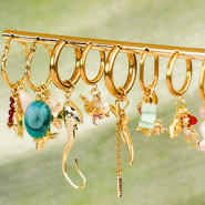 Set di ispirazione Braccialetti con charm e orecchini con ciondoli estivi