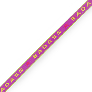 Nastro con testo "badass" viola