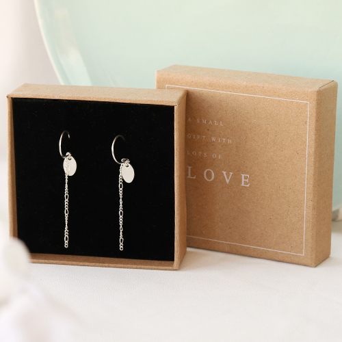 Ecco come creare gli orecchini e i braccialetti con ciondoli e componenti in argento 925