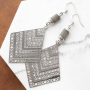 Accessori da realizzare con distanziatori in pietra naturale: 