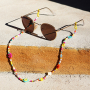 Lasciati ispirare da questi gioielli allegri e coloratissimi in stile wanderlust 