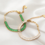 Bellissimi braccialetti pronti da indossare e collane da abbinare