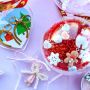 Crea regali unici con sacchetti di organza e ornamenti decorativi