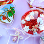 Confeziona ogni regalo in perfetto stile natalizio